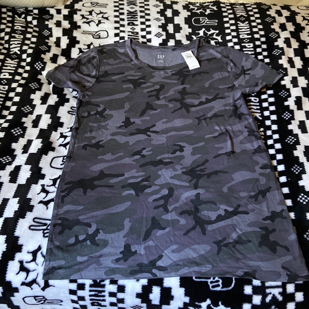 GAP Camo Tee